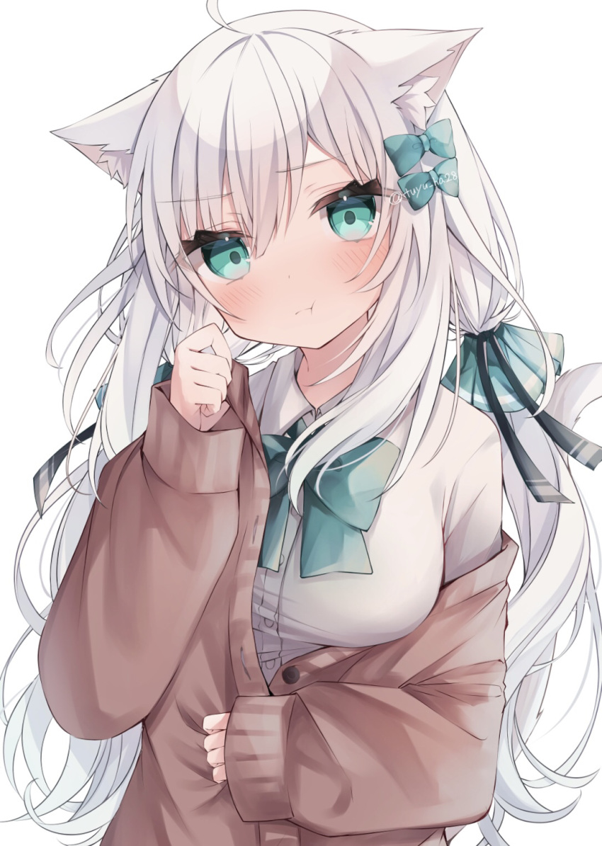 1girl :t ahoge animal_ear_fluff animal_ears bangs bow breasts brown_cardigan cardigan cat_ears cat_girl cat_tail collared_shirt commentary_request dress_shirt green_bow green_eyes grey_hair hair_between_eyes hair_bow highres long_hair long_sleeves medium_breasts off_shoulder original puffy_long_sleeves puffy_sleeves ringouulu shirt simple_background sleeves_past_wrists solo tail tail_raised upper_body very_long_hair white_background white_shirt