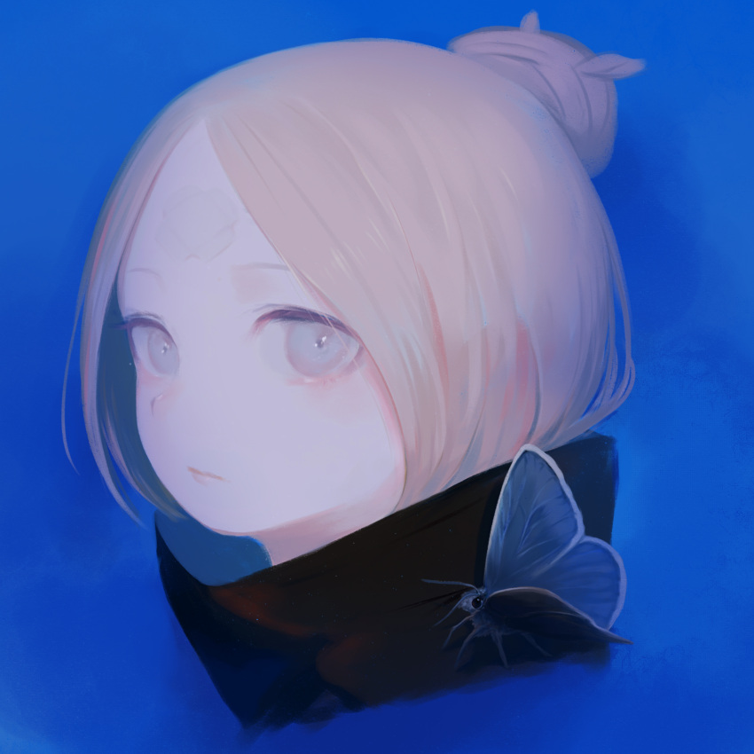 1girl abigail_williams_(fate) abigail_williams_(traveling_outfit)_(fate) bandaid bandaid_on_face bandaid_on_forehead bangs black_collar blonde_hair blue_background bug butterfly close-up collar cropped_shoulders crossed_bandaids daisi_gi expressionless fate/grand_order fate_(series) grey_eyes hair_bun highres long_hair looking_at_viewer parted_bangs simple_background single_hair_bun solo