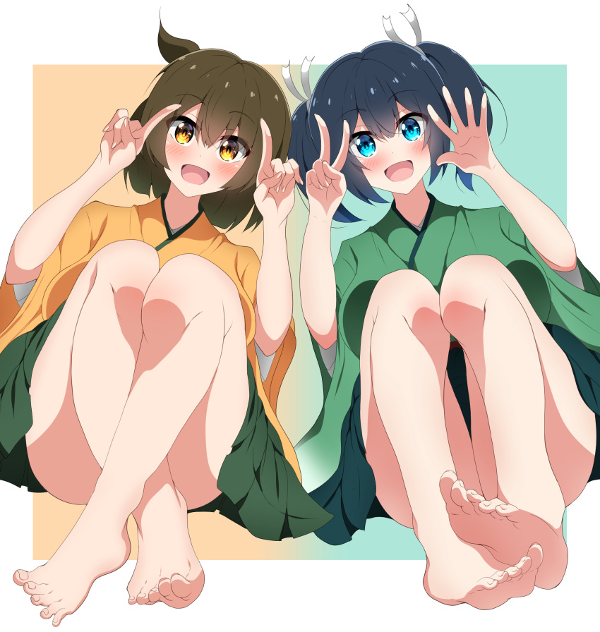 2girls barefoot black_hair blue_eyes blue_hakama brown_hair commentary_request cropped_legs full_body green_hakama green_kimono hair_ribbon hakama hakama_short_skirt hakama_skirt highres hiryuu_(kancolle) japanese_clothes kantai_collection kimono long_hair looking_at_viewer multiple_girls one_side_up orange_eyes pleated_skirt ribbon short_hair skirt smile souryuu_(kancolle) twintails yuuhi_(yuyuhihi)