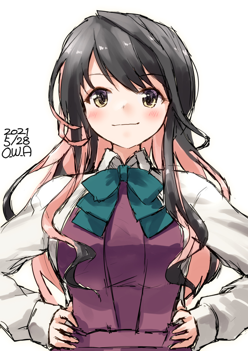 1girl aqua_bow aqua_bowtie artist_name black_hair bow bowtie breasts colored_inner_hair dated dress fang halterneck hands_on_hips highres kantai_collection large_breasts long_hair looking_at_viewer multicolored_hair naganami_(kancolle) owa_(ishtail) pink_hair shirt simple_background smile solo upper_body wavy_hair white_background white_shirt