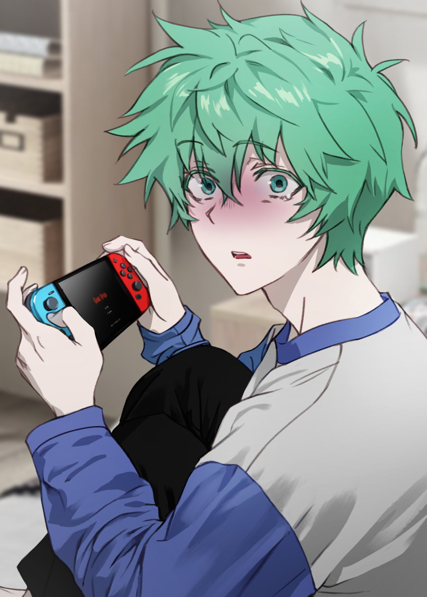 1boy :o absurdres aqua_eyes aqua_hair bangs black_pants blue_sleeves blurry blurry_background blush grey_background hair_between_eyes handheld_game_console highres hiyori_sou holding holding_handheld_game_console indoors kimi_ga_shine long_sleeves looking_at_viewer looking_back m6ni6c male_focus nintendo_switch pale_skin pants parted_lips raglan_sleeves shirt short_hair solo spiky_hair teeth upper_body upper_teeth white_shirt