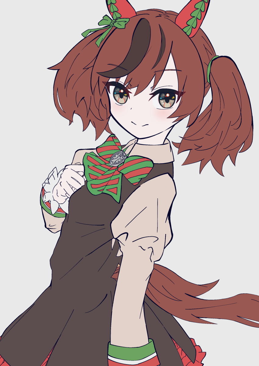 1girl absurdres animal_ears aramedraw bangs bow bowtie brown_hair collared_shirt diagonal-striped_bowtie dress frilled_sleeves frills green_bow green_bowtie grey_eyes grey_skirt highres horse_ears horse_girl horse_tail light_blush long_sleeves looking_at_viewer nice_nature_(umamusume) pinafore_dress red_bow red_bowtie shirt simple_background skirt sleeve_cuffs smile solo tail twintails umamusume white_background white_shirt