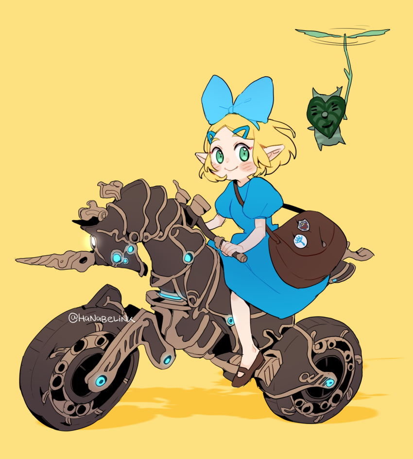 1girl alternate_costume bag bangs blush brown_bag brown_footwear dress from_side green_dress ground_vehicle hair_ornament hairclip hanabelink highres korok looking_at_viewer majo_no_takkyuubin motor_vehicle motorcycle orange_background parted_bangs pointy_ears princess_zelda puffy_short_sleeves puffy_sleeves short_sleeves shoulder_bag smile the_legend_of_zelda the_legend_of_zelda:_breath_of_the_wild