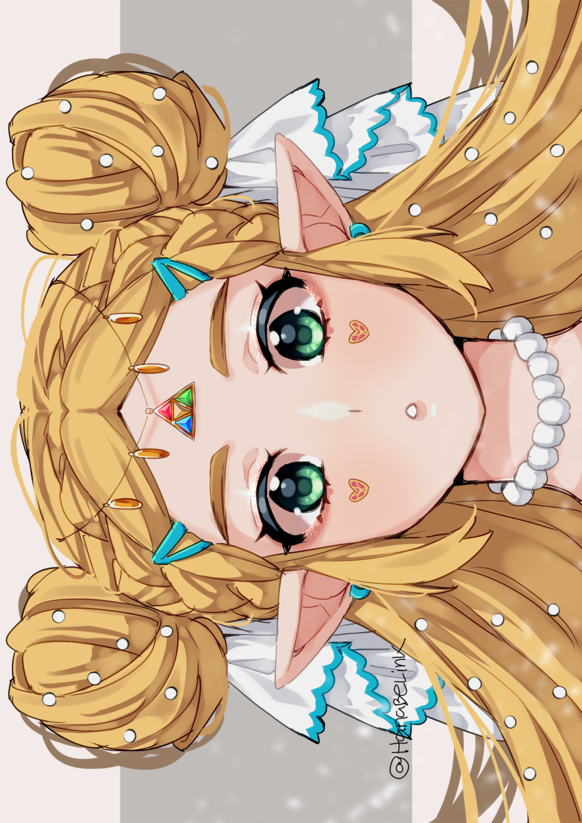 1girl :o bangs bead_necklace beads blonde_hair double_bun grey_background hair_bun hair_ornament hairclip hanabelink highres jewelry long_hair necklace parted_lips pointy_ears princess_zelda sideways solo teeth the_legend_of_zelda the_legend_of_zelda:_breath_of_the_wild white_background