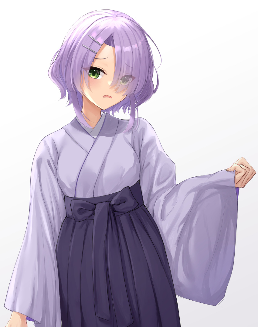 1girl absurdres arm_up bangs blush bob_cut cafe_stella_to_shinigami_no_chou dark-skinned_female dark_skin embarrassed eyelashes frown furrowed_brow green_eyes hair_over_one_eye hakama highres hiuchidani_mei japanese_clothes kimono long_bangs long_sleeves multiple_hairpins ncontrail_(mgax7527) open_mouth parted_bangs purple_hair purple_hakama short_hair_with_long_locks simple_background solo standing tan white_background wide_sleeves yuzu-soft