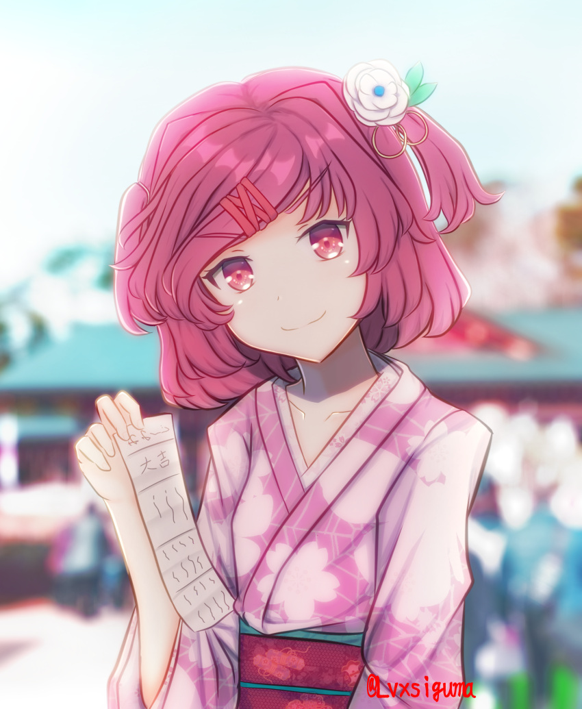 1girl artist_name bangs blurry blurry_background bob_cut breasts closed_mouth collarbone commentary doki_doki_literature_club floral_print flower hair_flower hair_ornament happy_new_year head_tilt highres japanese_clothes kimono leguma natsuki_(doki_doki_literature_club) obi omikuji pink_eyes pink_kimono pink_sash sash short_hair showing small_breasts smile solo standing swept_bangs temple translated twitter_username two_side_up upper_body v-shaped_eyebrows white_flower x_hair_ornament