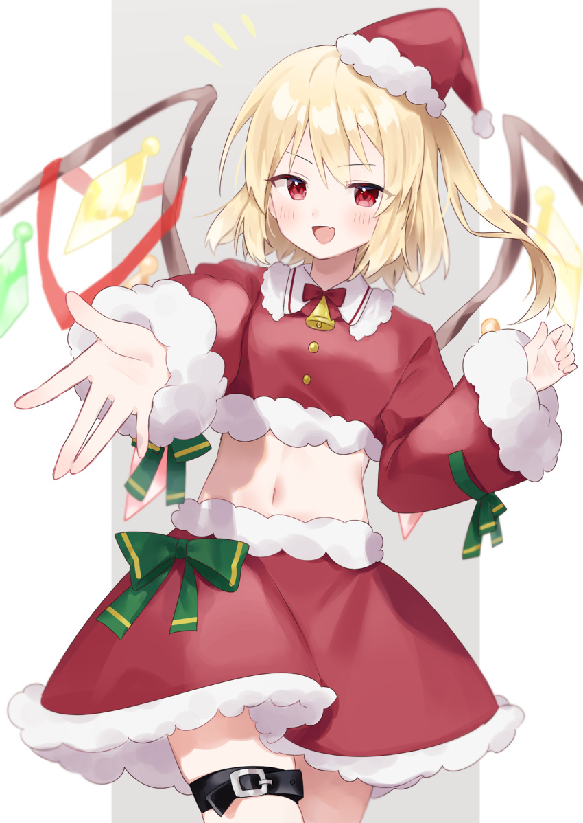 1girl :d bell blonde_hair cowboy_shot crystal fang flandre_scarlet fur_trim grey_background hat highres looking_at_viewer neck_bell one_side_up open_mouth red_eyes red_headwear red_skirt santa_costume santa_hat skin_fang skirt smile solo standing suikario touhou wings