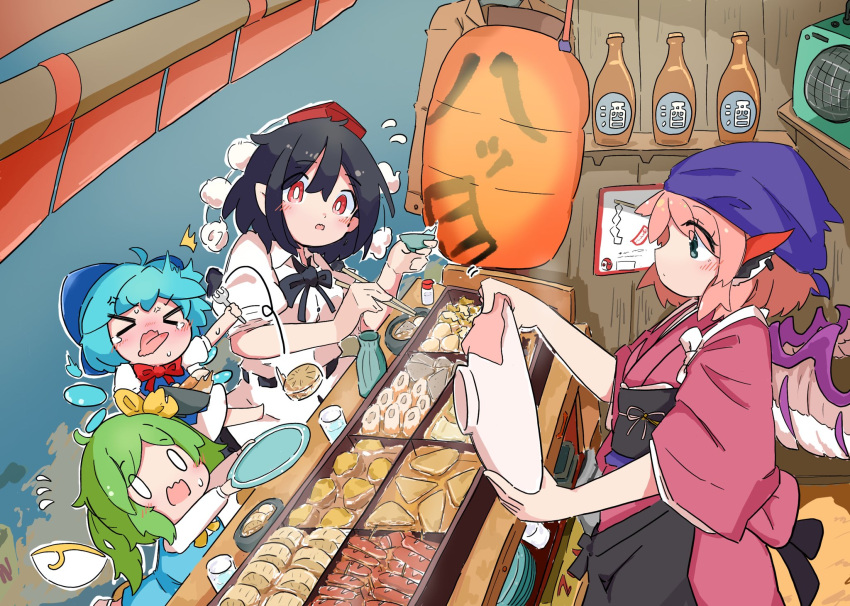 &gt;_&lt; 4girls animal_ears bird_ears bird_wings black_hair blue_dress blue_hair blue_headwear bottle bow brown_kimono choko_(cup) chopsticks cirno closed_mouth collared_shirt cup daiyousei detached_wings dress earrings fairy fairy_wings flying_sweatdrops food food_stand green_hair grey_eyes hair_bow hat head_scarf highres holding holding_chopsticks holding_cup ice ice_wings japanese_clothes jewelry kimono multiple_girls mystia_lorelei okamisty open_mouth pink_hair plate pointy_ears pom_pom_(clothes) red_eyes red_headwear sake_bottle shameimaru_aya shirt short_hair short_sleeves side_ponytail single_earring tatutaniyuuto tokin_hat touhou white_shirt wide_sleeves wings yatai