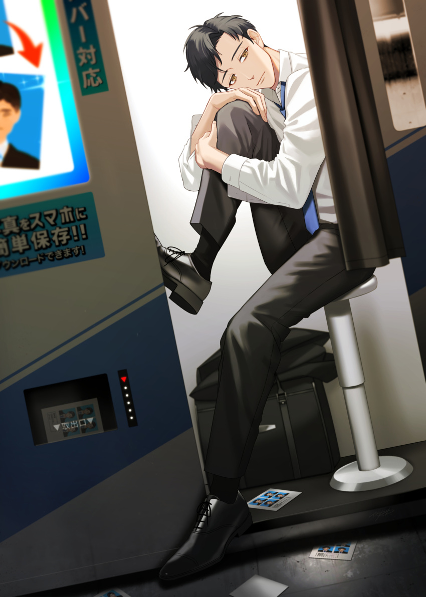 1boy absurdres black_footwear black_hair black_pants black_socks blue_necktie brown_eyes formal highres hugging_own_legs looking_at_viewer luggage male_focus necktie original pants photo_booth salaryman shirt sitting socks stool suit white_shirt yori_(ito_haruki)