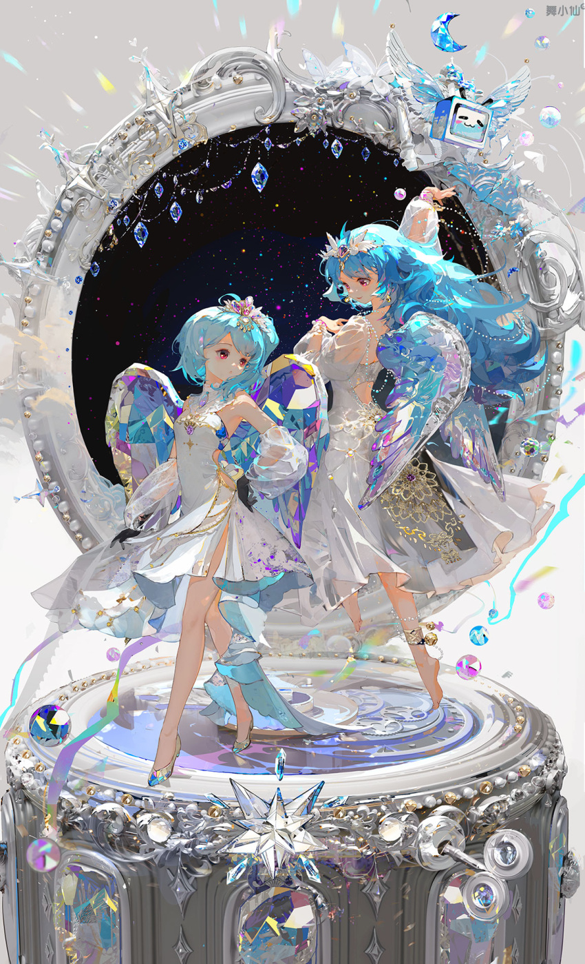 2girls anklet arm_up bangs barefoot bili_girl_22 bili_girl_33 bilibili black_gloves blue_hair closed_mouth commentary_request crystal_wings detached_sleeves dress full_body gloves highres jewelry long_hair looking_at_another multiple_girls red_eyes see-through see-through_sleeves siblings sisters sleeveless sleeveless_dress smile tiara white_dress wu_xiao_xian xiao_dianshi