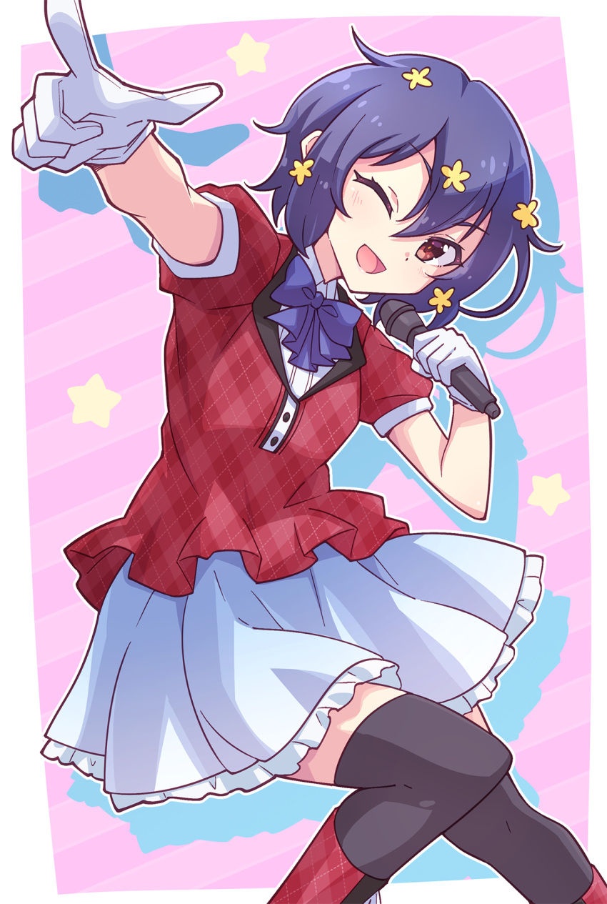 1girl ;d argyle argyle_footwear argyle_jacket bangs black_thighhighs blue_bow blue_hair boots bow collared_shirt diagonal_stripes dress_shirt e20 feet_out_of_frame flower frilled_skirt frills gloves hair_between_eyes hair_flower hair_ornament highres holding holding_microphone jacket microphone mizuno_ai one_eye_closed outstretched_arm pink_background pleated_skirt red_eyes red_footwear red_jacket shirt skirt smile solo striped striped_background thigh-highs thighhighs_under_boots white_gloves white_shirt white_skirt yellow_flower zombie_land_saga