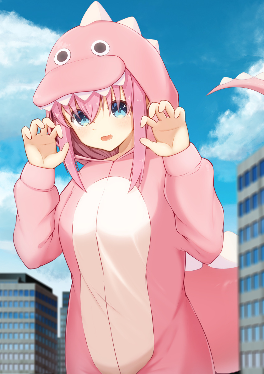 1girl absurdres animal_costume arms_up bangs blue_eyes blue_sky bocchi_the_rock! building city claw_pose clouds commentary cosplay day dragon_costume giant giantess gotou_hitori hair_between_eyes hair_over_eyes highres kigurumi light_blush long_hair long_sleeves one_side_up open_mouth outdoors pink_hair sky smile solo tail yuki_usagi_(ponpon_0523)