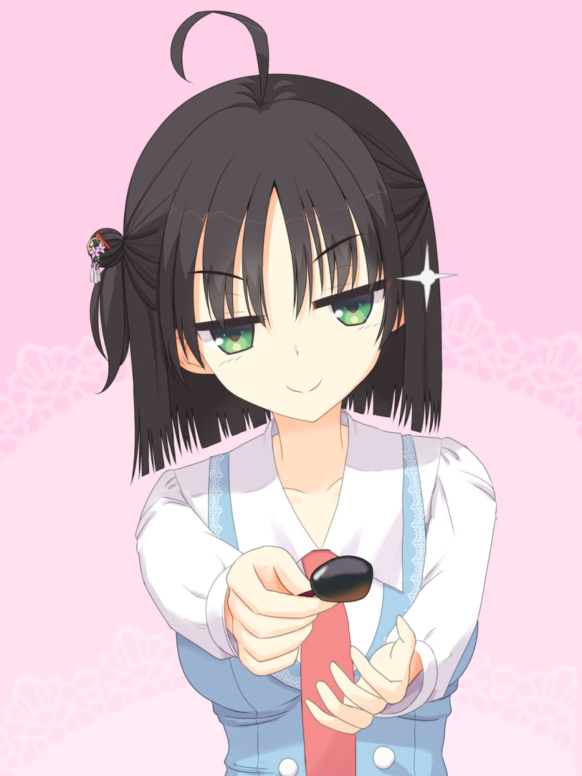 &gt;:) 1girl ahoge bangs black_hair breasts closed_mouth commentary_request feeding green_eyes hair_bun hair_ornament hair_stick highres hitachi_mako holding holding_spoon large_breasts long_sleeves looking_at_viewer one_side_up outstretched_arms parted_bangs pink_background senren_banka shirayamakoma shirt short_hair simple_background single_side_bun smile smug solo sparkle spoon upper_body v-shaped_eyebrows white_shirt