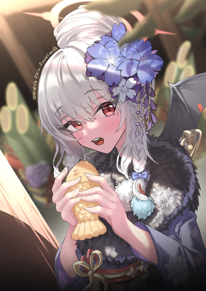 1girl absurdres blue_archive demon_wings flower food future_cake hair_flower hair_ornament halo haruna_(blue_archive) haruna_(new_year)_(blue_archive) highres holding holding_food japanese_clothes kimono korean_text looking_at_viewer red_eyes white_hair wings