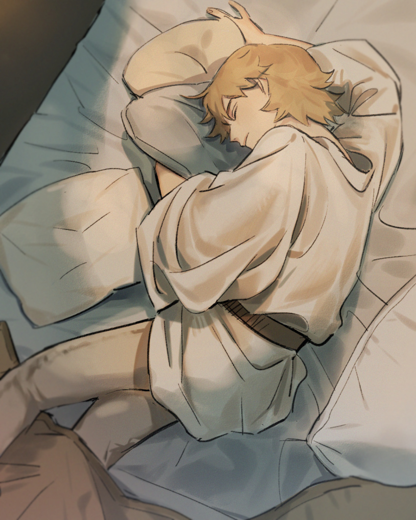 1boy animification bed_sheet belt blonde_hair closed_eyes closed_mouth highres luke_skywalker male_focus nori_(tiffanytsaiyyy) pillow sleeping solo star_wars wide_sleeves