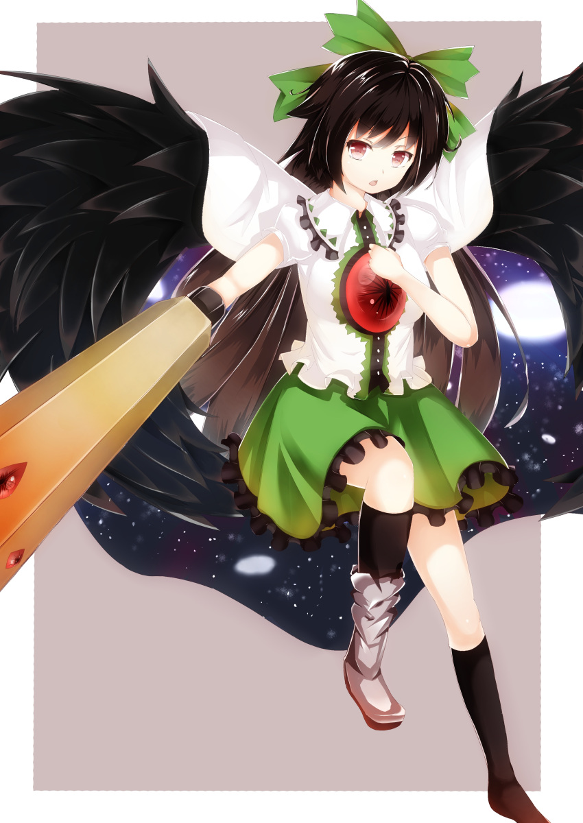 1girl absurdres arm_cannon asymmetrical_footwear baron_(x5qgeh) black_hair black_socks black_wings bow cape collared_shirt feathered_wings frilled_shirt frilled_shirt_collar frilled_skirt frills full_body green_bow green_skirt grey_background hair_bow highres kneehighs long_hair looking_at_viewer mismatched_footwear open_mouth puffy_short_sleeves puffy_sleeves red_eyes reiuji_utsuho shirt short_sleeves simple_background skirt socks solo third_eye_on_chest touhou very_long_hair weapon white_cape white_shirt wings