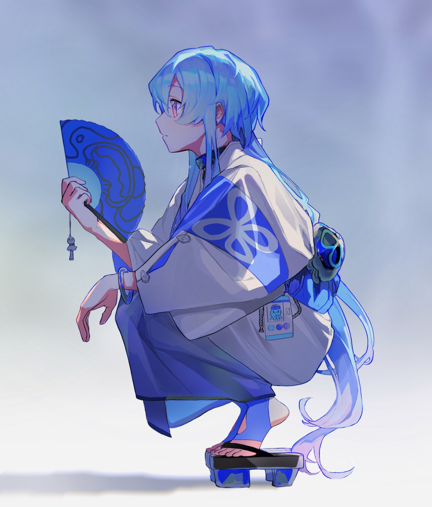 1boy absurdres alternate_costume arknights blue_hair blue_kimono bracelet closed_mouth commentary_request expressionless from_side full_body hand_fan highres holding holding_fan infection_monitor_(arknights) japanese_clothes jewelry kimono long_hair long_sleeves mizuki_(arknights) profile sandals shangxitu solo squatting stirrup_legwear toeless_legwear two-tone_kimono very_long_hair violet_eyes white_kimono