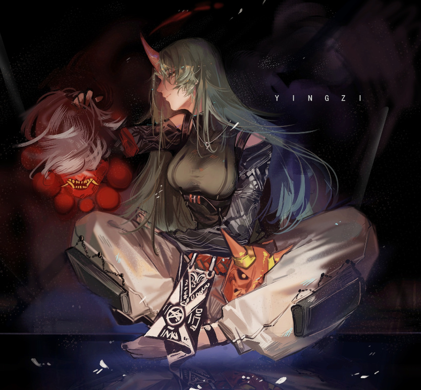 1girl arknights artist_name black_shirt black_vest chinese_commentary closed_mouth commentary_request full_body green_hair highres horns hoshiguma_(arknights) hoshiguma_(patrolling_ronin)_(arknights) indian_style long_hair mask official_alternate_costume oni oni_horns oni_mask pants profile shirt sideways_glance single_horn sitting solo very_long_hair vest white_pants yellow_eyes yingzi