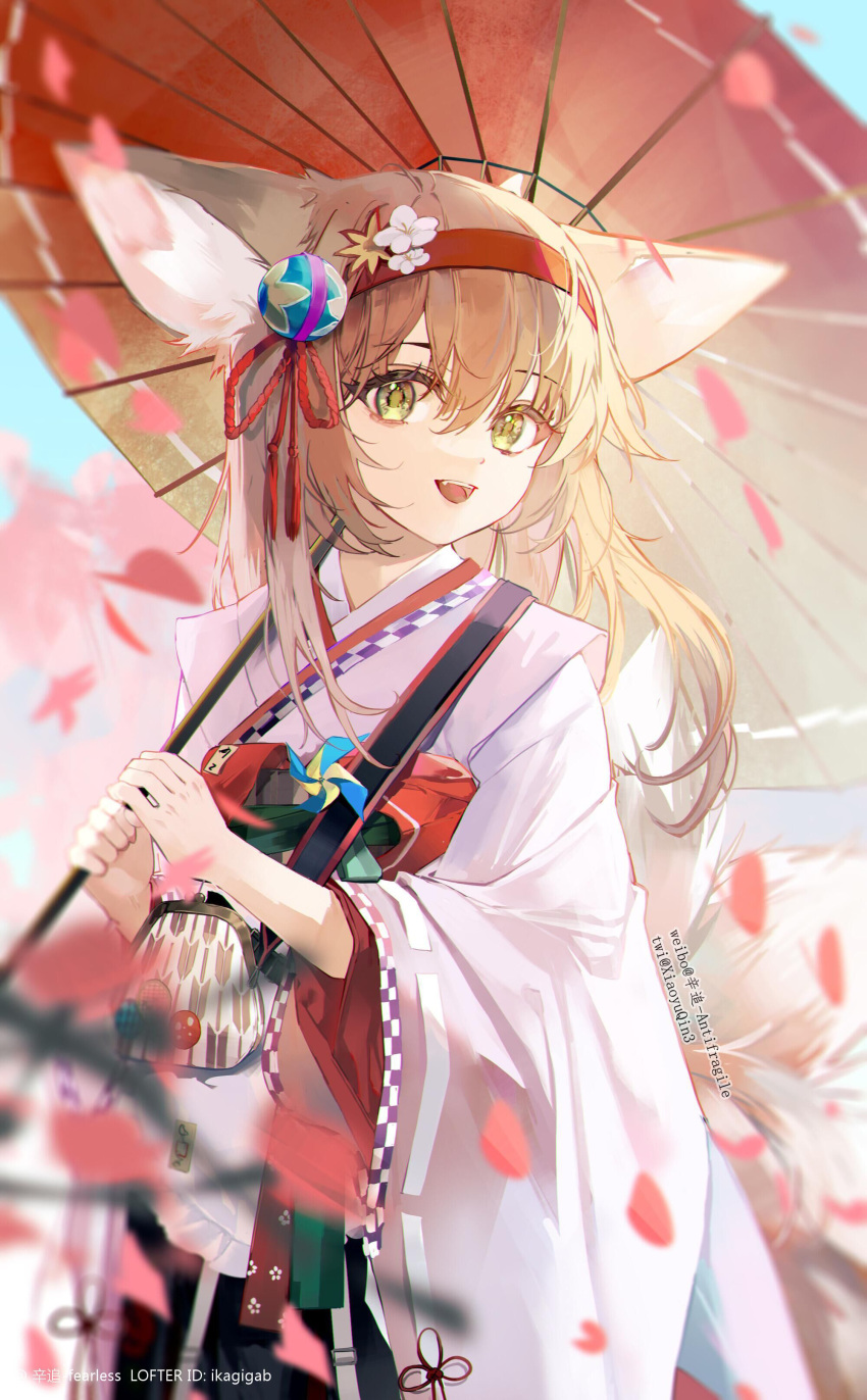 1girl :d absurdres animal_ears apron arknights blonde_hair chinese_commentary coin_purse commentary_request falling_petals flower fox_ears fox_girl fox_tail frilled_apron frills green_eyes hair_flower hair_ornament hairband highres holding holding_umbrella ikag japanese_clothes kimono kitsune kyuubi long_sleeves multiple_tails obi official_alternate_costume oil-paper_umbrella petals pink_kimono pinwheel red_hairband red_umbrella sash smile solo suzuran_(arknights) suzuran_(yukibare)_(arknights) tail tassel umbrella waist_apron white_apron wide_sleeves yagasuri