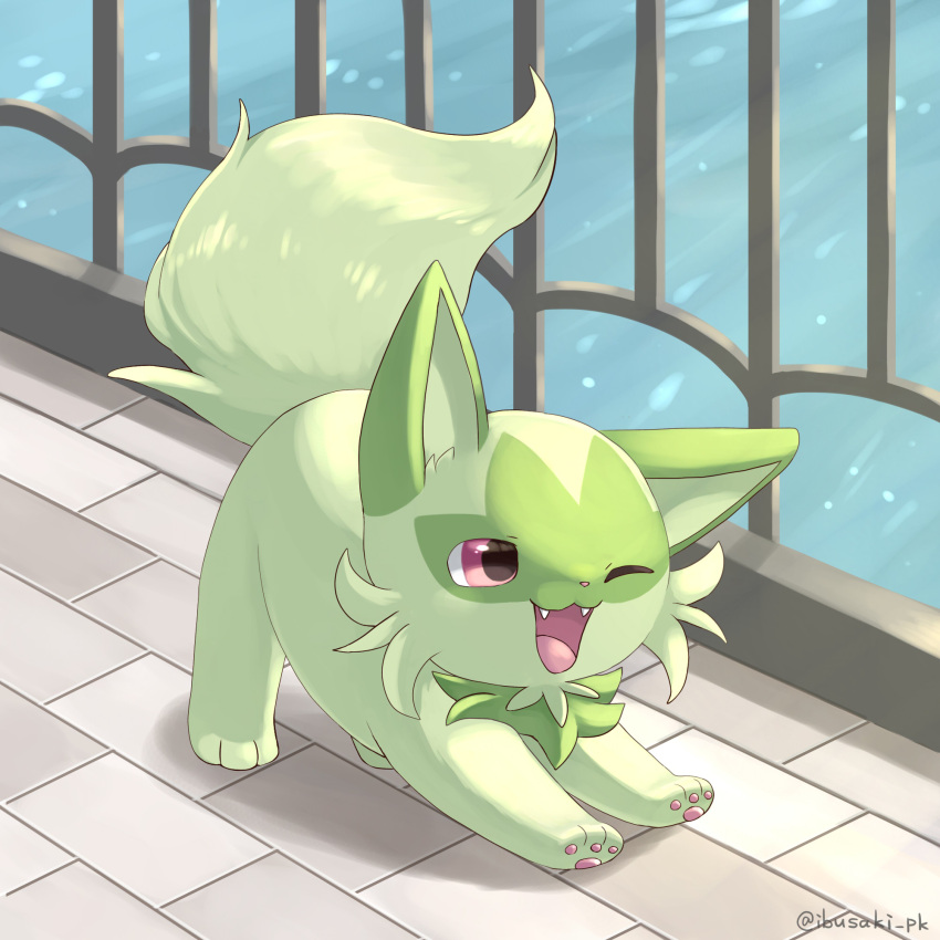 all_fours fangs fence fluffy green_fur highres ibusaki_(ivu) iron_fence on_ground one_eye_closed open_mouth outdoors pawpads pokemon pokemon_(creature) red_eyes smile solo sprigatito stretching tail twitter_username