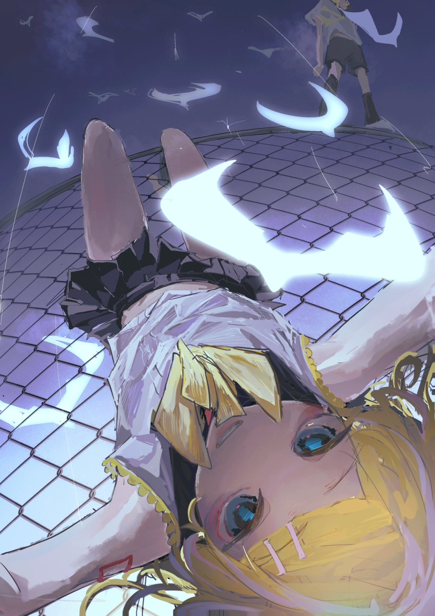 1girl bare_shoulders blonde_hair blue_eyes bow brother_and_sister chain-link_fence clouds cloudy_sky fence foreshortening grey_sky hair_bow hair_ornament hairclip hanging highres kagamine_len kagamine_rin leg_warmers looking_at_viewer midriff_peek mmon_115 number_tattoo pale_skin perspective pleated_shorts sailor_collar shirt shorts shoulder_tattoo siblings sky sleeveless sleeveless_shirt smile socks solo_focus swept_bangs tattoo twins upside-down vocaloid white_bow