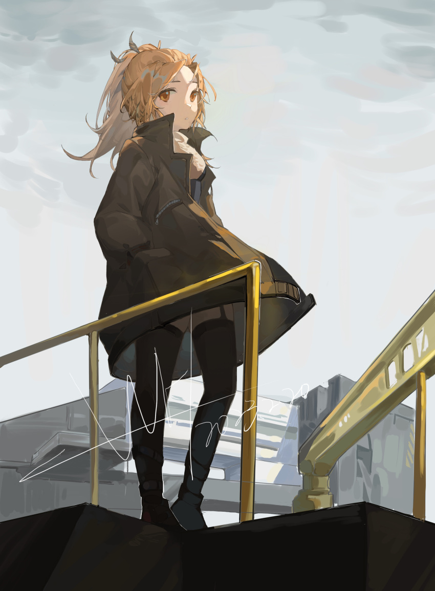 1girl 8873206812 absurdres arknights black_footwear black_jacket black_thighhighs blonde_hair blue_dress blue_sky breasts brown_eyes closed_mouth clouds cloudy_sky dated day dress garter_straps highres jacket looking_at_viewer medium_breasts open_clothes open_jacket outdoors parted_bangs pinecone_(arknights) ponytail railing shirt shoes signature sky solo standing thigh-highs white_shirt