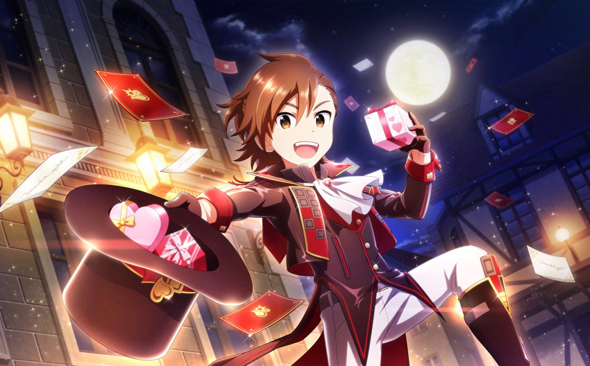 1boy black_gloves box brown_eyes brown_hair buttons full_moon gift gift_box gloves hat heart-shaped_box high_collar highres idolmaster idolmaster_side-m idolmaster_side-m_live_on_stage! looking_at_viewer male_child male_focus moon night night_sky official_art sky tachibana_shiro_(idolmaster) teeth top_hat upper_teeth_only