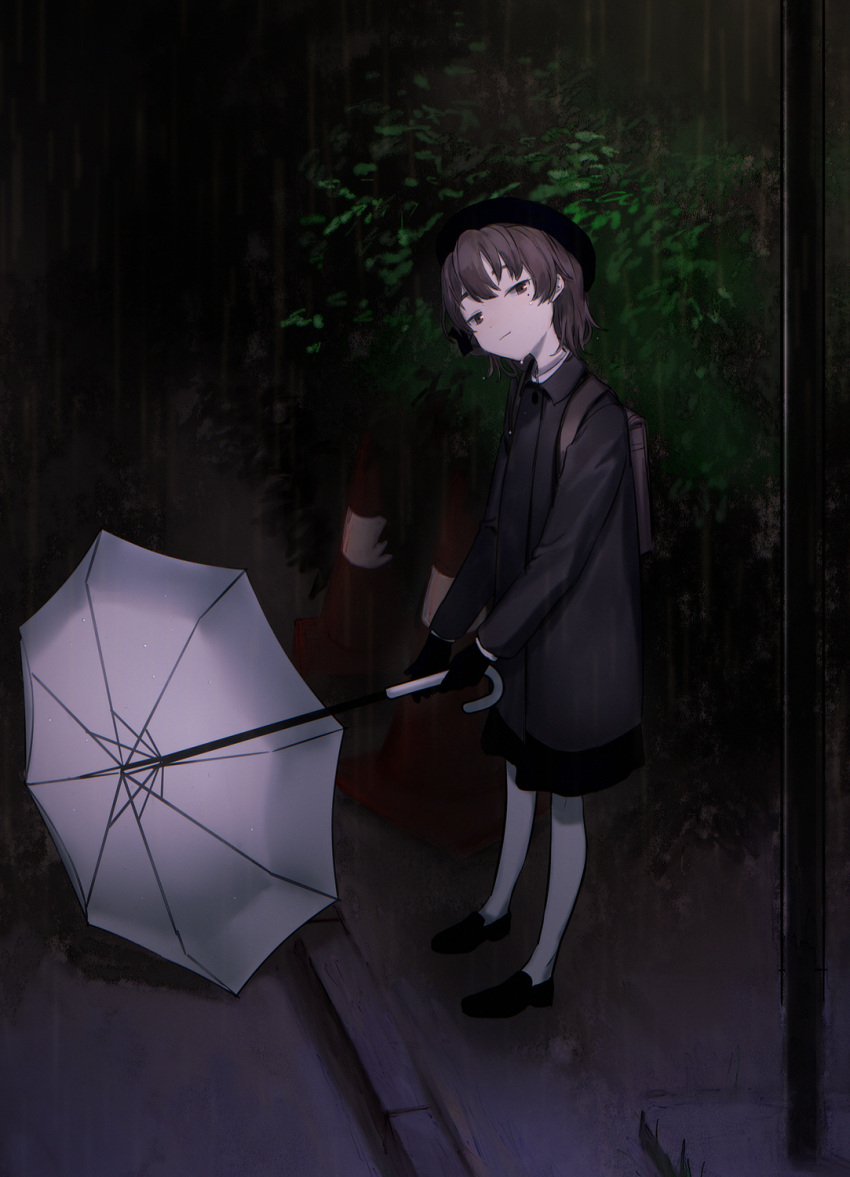 1girl backpack bag beret black_coat black_gloves black_headwear brown_bag brown_eyes brown_hair bush closed_mouth coat commentary dripping from_side full_body gloves half-closed_eyes hat hatoba_tsugu head_tilt highres hn_kn holding holding_umbrella lamppost light_smile loafers long_sleeves looking_at_viewer looking_to_the_side mole mole_under_eye night outdoors pantyhose rain shoes short_hair sidewalk solo standing traffic_cone tsugu_(vtuber) umbrella virtual_youtuber wet white_pantyhose