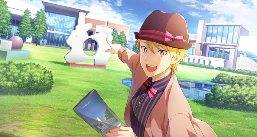 +_+ 1boy blonde_hair bow bowtie building fingernails grass highres idolmaster idolmaster_side-m looking_at_viewer maita_rui male_focus official_art open_mouth pointing smile teeth upper_teeth_only