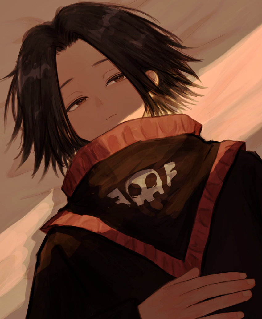 1boy absurdres aota_uno black_hair brown_eyes commentary_request feitan_portor hand_on_own_chest highres hunter_x_hunter indoors light long_sleeves lying male_focus on_back on_bed short_hair solo