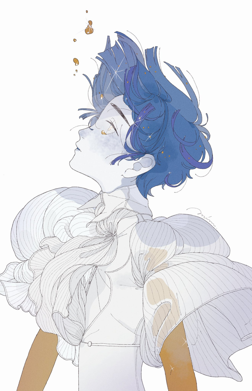 1other androgynous ascot blue_hair collared_shirt colored_skin crying crying_with_eyes_open floating_clothes floating_hair gold golden_arms high_collar highres houseki_no_kuni liquid minmim molten_metal moon_uniform_(houseki_no_kuni) other_focus parted_lips phosphophyllite phosphophyllite_(ll) see-through see-through_sleeves shirt short_hair simple_background solo tears upper_body white_ascot white_background white_shirt white_skin wide_sleeves wing_collar