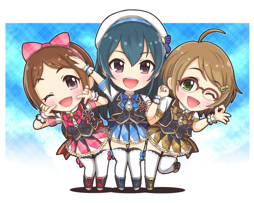 3girls ahoge ankle_boots arm_up blue_background blue_dress blue_ribbon boots brown_eyes brown_hair chibi dress glasses green_hair hair_ornament hairband hairclip haua highres idolmaster idolmaster_cinderella_girls idolmaster_cinderella_girls_starlight_stage long_hair looking_at_viewer mole mole_under_mouth multiple_girls muramatsu_sakura new_wave_(idolmaster) ohishi_izumi ok_sign one_eye_closed open_mouth red_dress red_hairband ribbon scrunchie short_hair short_sleeves smile standing standing_on_one_leg thigh-highs tsuchiya_ako white_thighhighs yellow_dress yellow_ribbon zettai_ryouiki