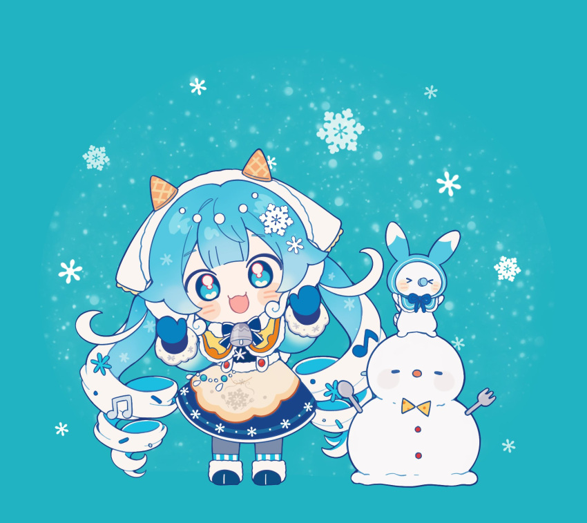 &gt;_&lt; :3 animal aqua_background beamed_eighth_notes bell blue_bow blue_bowtie blue_dress blue_eyes blue_hair blue_hood blue_mittens blunt_bangs blush_stickers bow bowtie capelet chibi commentary dress drill_hair eighth_note fork full_body hair_ornament hatsune_miku highres horns ice_cream_cone inomo_(qimoshu) long_hair musical_note musical_note_hair_ornament neck_bell open_mouth orange_capelet pacifier rabbit_yukine smile snowflake_hair_ornament snowing snowman spoon sprinkles twin_drills twintails very_long_hair vocaloid waffle_cone white_hair white_headdress yuki_miku