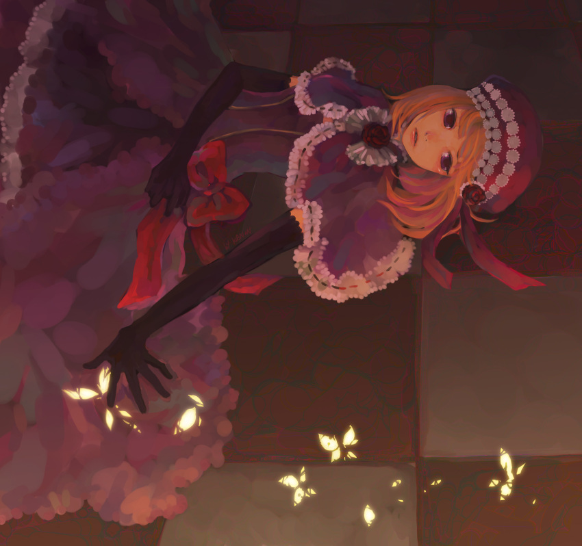1girl black_gloves blonde_hair bow bowtie capelet commentary dress dress_bow elbow_gloves eva_beatrice feet_out_of_frame flower flower_brooch frilled_bowtie frilled_capelet frills gloves highres kanon_(rsl) lolita_fashion looking_at_viewer medium_bangs medium_hair parted_lips purple_capelet purple_dress red_bow red_flower red_rose ribbon-trimmed_capelet rose sideways solo umineko_no_naku_koro_ni violet_eyes white_bow white_bowtie