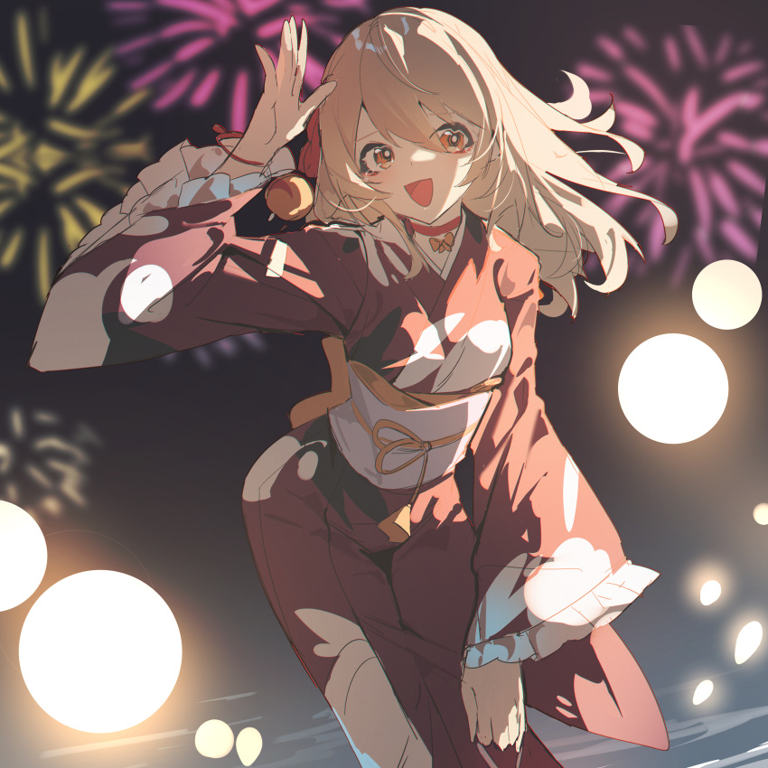 1girl :d absurdres arm_support blurry blurry_background blush bow bracelet breasts choker cowboy_shot dot_nose fireworks frilled_kimono frills hair_between_eyes hair_bow hand_on_own_knee hand_up highres japanese_clothes jewelry kimono light_brown_hair long_hair long_sleeves looking_at_viewer obi open_mouth orange_eyes original outdoors qtian red_bow red_choker red_kimono sash sidelocks small_breasts smile solo waving wide_sleeves