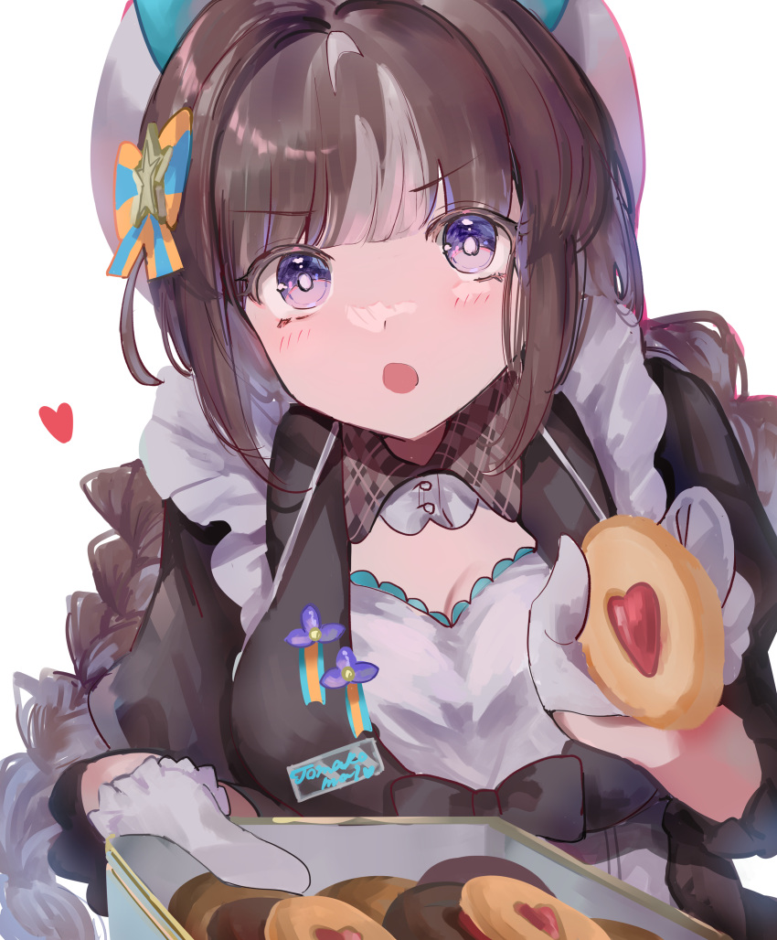 1girl absurdres alternate_universe beret blue_bow blunt_bangs bow bright_pupils brown_hair commentary_request cookie food gloves hair_bow hat hieno_hiro highres hokko_tarumae_(umamusume) holding holding_cookie holding_food light_brown_hair long_hair looking_at_viewer medium_request multicolored_hair name_tag open_mouth orange_bow sidelocks simple_background solo striped striped_bow twin_braids twintails two-tone_bow two-tone_hair umamusume upper_body valentine violet_eyes white_background white_gloves white_headwear