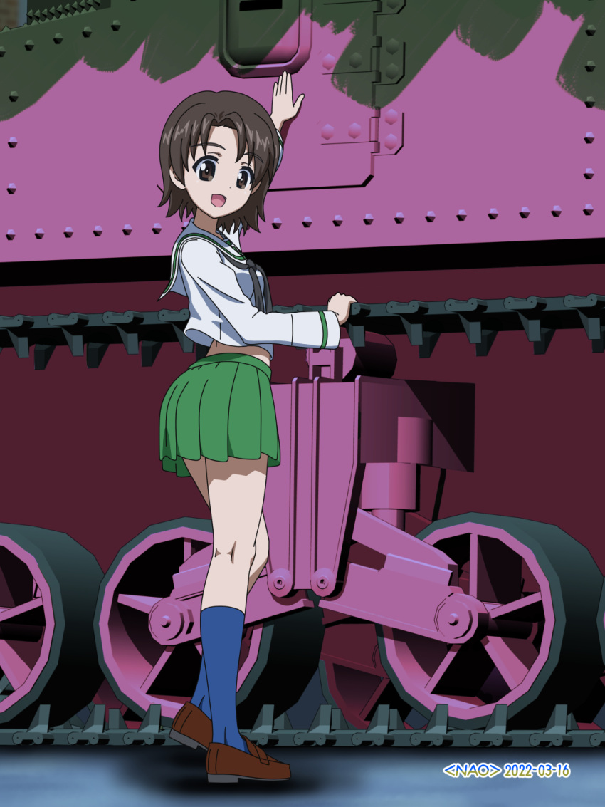 1girl arm_up artist_name black_neckerchief blouse blue_socks brown_eyes brown_footwear brown_hair dated from_side full_body girls_und_panzer green_skirt heel_up highres kneepits loafers long_sleeves looking_at_viewer looking_back m3_lee midriff military military_vehicle miniskirt motor_vehicle naotosi neckerchief ooarai_school_uniform open_mouth parted_bangs pleated_skirt sailor_collar sawa_azusa school_uniform serafuku shirt shoes short_hair skirt smile socks solo standing tank white_sailor_collar white_shirt