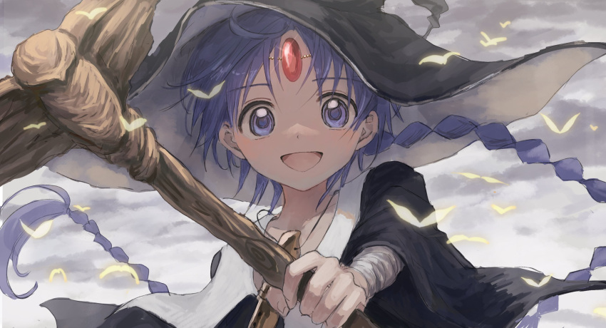 1boy aladdin_(magi) arm_up bandaged_arm bandages black_cape blue_hair braid cape clouds cloudy_sky fingernails forehead_jewel gem grey_headwear grey_sky hat highres holding jewelry kumagai_yuka long_hair long_sleeves looking_at_viewer magi_the_labyrinth_of_magic male_focus necklace open_mouth outdoors parted_bangs red_gemstone shirt sky smile solo sparkle tongue violet_eyes white_shirt wide_sleeves witch_hat