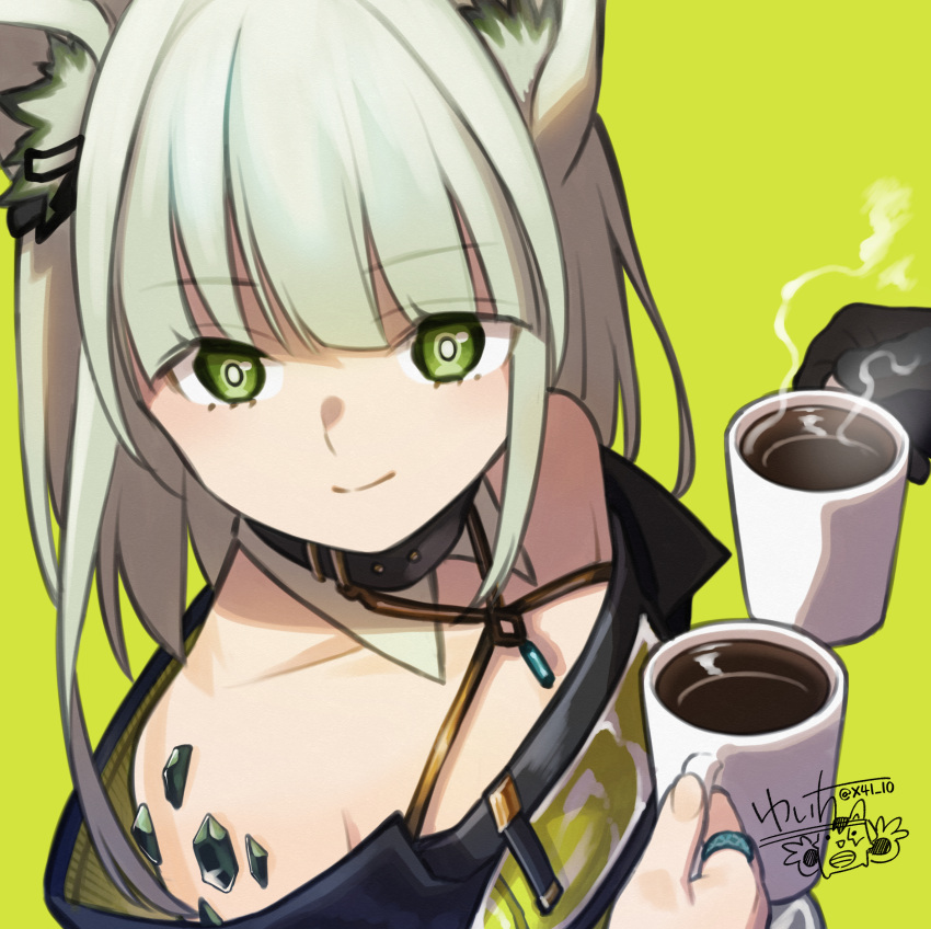 1girl animal_ear_fluff animal_ears arknights bare_shoulders cat_ears cat_girl closed_mouth collarbone commentary_request cup dress green_background green_eyes grey_hair highres holding holding_cup kal'tsit_(arknights) looking_at_viewer mug off-shoulder_dress off_shoulder oripathy_lesion_(arknights) sakake_asobi short_hair signature simple_background smile solo twitter_username
