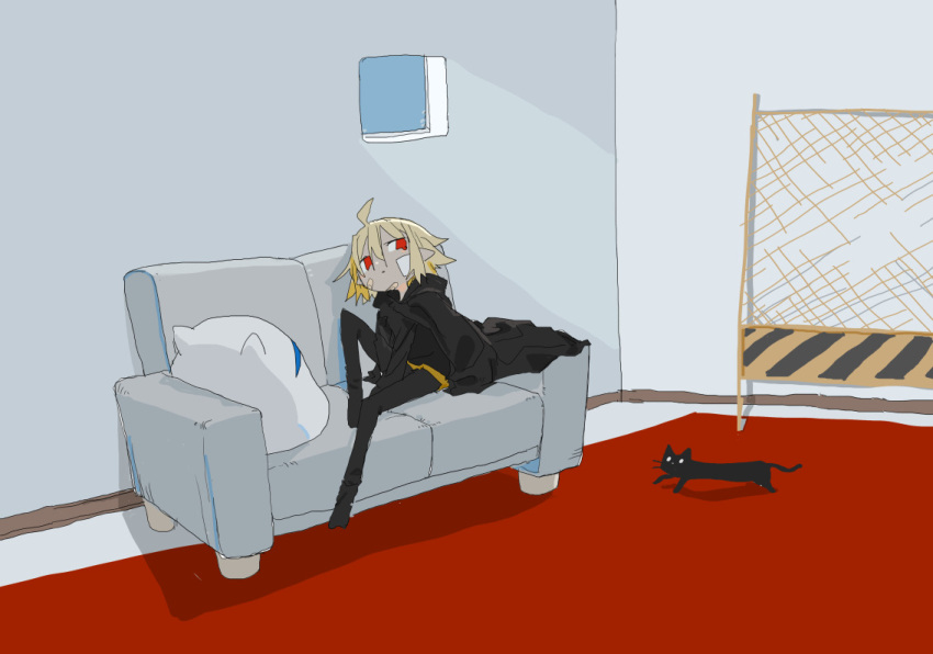 1girl ahoge bandage_on_face bandages bandaid bandaid_on_face black_cloak black_pants black_shirt blonde_hair cat chain-link_fence character_pillow chrogire/girection cloak couch dot_mouth fence half-closed_eyes hood hood_down hooded_cloak indoors jaggy_lines knee_up kokaki_mumose layered_shirt light_rays looking_to_the_side moneko_(null-meta) natsuka_(chrogire) no_pupils on_couch pants pointy_ears red_eyes shirt short_hair sitting solo sunbeam sunlight tearing_up wide_shot yellow_shirt