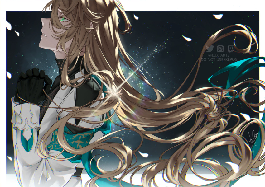 1boy armband black_background black_gloves black_shirt blonde_hair border coat falling_petals from_side glint gloves green_eyes hair_between_eyes holding holding_jewelry holding_necklace honkai:_star_rail honkai_(series) jewelry light_particles long_hair long_sleeves looking_up low-tied_long_hair luocha_(honkai:_star_rail) lux_arts male_focus necklace outside_border own_hands_clasped own_hands_together parted_lips petals profile shirt signature solo upper_body white_border white_coat