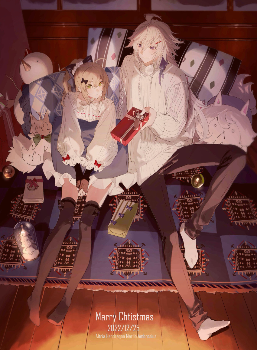 1boy 1girl absurdres artoria_pendragon_(fate) black_bow black_pants black_thighhighs blonde_hair blue_dress bow box bsq carpet christmas christmas_ornaments christmas_present dated dress fate/grand_order fate_(series) fou_(fate) from_above gift gift_box hair_between_eyes hair_ornament hairpin highres holding holding_box holding_gift incoming_gift indoors long_hair long_sleeves looking_at_another looking_at_viewer merlin_(fate) merry_christmas on_floor pants pillow ponytail puffy_sleeves purple_ribbon red_bow ribbon saber saber_lily sitting smile snowman socks stuffed_toy sweater thigh-highs very_long_hair violet_eyes white_hair white_ribbon white_socks white_sweater yellow_eyes