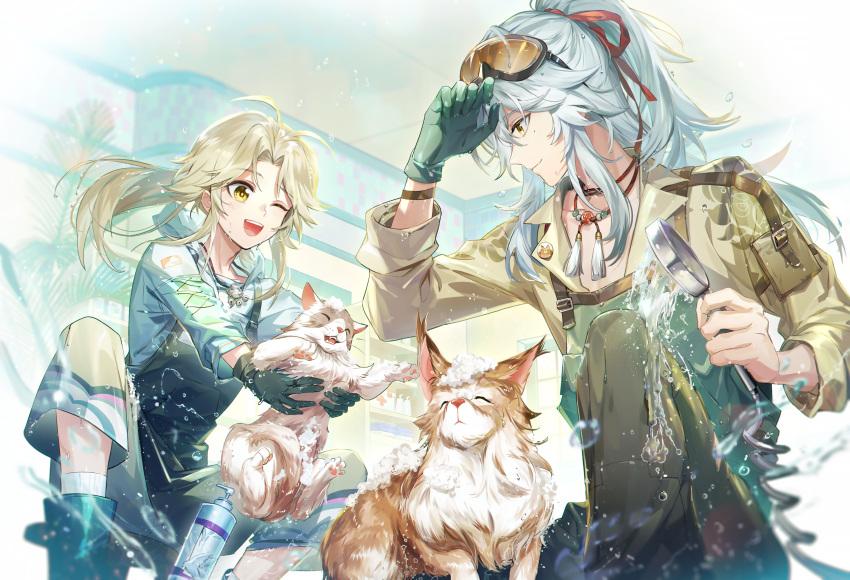 2boys absurdres apron bathing blonde_hair cat closed_mouth dr.k eyewear_on_head facing_to_the_side green_apron highres honkai:_star_rail honkai_(series) jewelry jing_yuan long_hair long_sleeves male_focus mole mole_under_eye multiple_boys necklace one_eye_closed open_mouth pants smile white_hair yanqing_(honkai:_star_rail) yellow_eyes