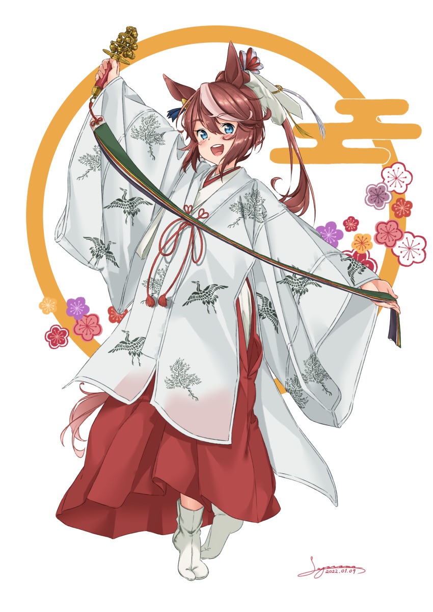 1girl absurdres alternate_costume animal_ears bell blue_eyes blush brown_hair dated egasumi full_body hakama haori highres hip_vent holding holding_instrument horse_ears horse_girl horse_tail instrument japanese_clothes jingle_bell kagura_suzu kimono long_hair long_sleeves looking_at_viewer miko multicolored_hair open_mouth outstretched_arms ponytail red_hakama sagoromo_04 signature smile socks solo spread_arms standing streaked_hair tabi tail tiptoes tokai_teio_(umamusume) umamusume white_kimono white_socks wide_sleeves
