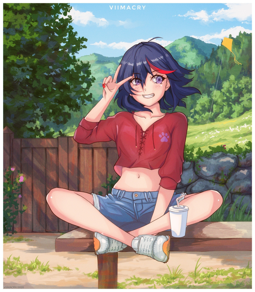 1girl ahoge artist_name bench between_legs black_hair blue_shorts blue_sky blush casual clouds collarbone commission crop_top cup dated day denim denim_shorts disposable_cup drawstring drink drinking_straw floating_hair foliage full_body gate grass grin hand_between_legs hand_up highres indian_style kill_la_kill kite lace-up light_blush looking_to_the_side matoi_ryuuko midriff mountain multicolored_hair nail_polish navel on_bench outdoors paw_print red_nails red_shirt redhead shirt shoes short_hair short_shorts shorts sitting sitting_on_bench sky smile sneakers solo stone_wall streaked_hair tomboy tree two-tone_hair v viimacry violet_eyes wall white_footwear wind