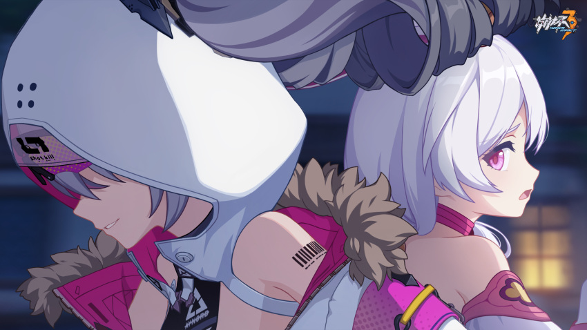 2girls bare_shoulders bronya_zaychik bronya_zaychik_(haxxor_bunny) chinese_commentary choker crown drill_hair evil_smile gloves grey_hair highres honkai_(series) honkai_impact_3rd hood logo looking_at_another multiple_girls night no_eyes official_alternate_costume official_art official_wallpaper open_mouth outdoors pink_choker pink_eyes running smile smirk theresa_apocalypse theresa_apocalypse_(sakura_rondo) upper_body white_gloves white_hair window