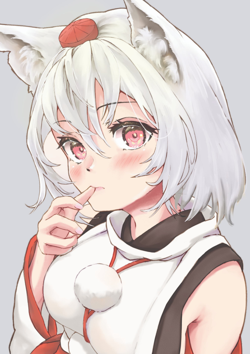 1girl absurdres animal_ear_fluff animal_ears bare_shoulders breasts closed_mouth grey_background hat highres inubashiri_momiji looking_at_viewer red_eyes risiyun shirt short_hair simple_background solo tokin_hat touhou upper_body white_hair white_shirt white_sleeves wolf_ears wolf_girl