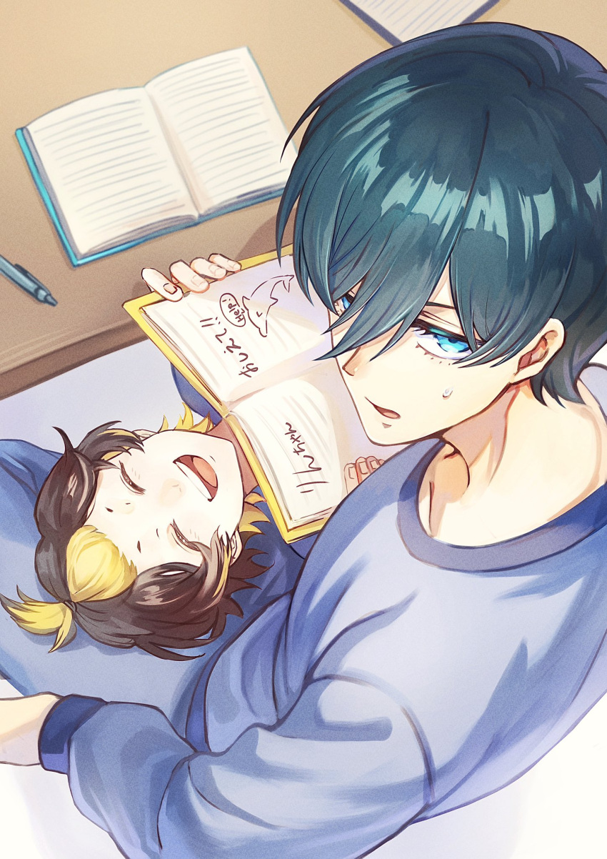 2boys ^_^ bachira_meguru black_hair blonde_hair blue_eyes blue_hair blue_lock blue_pants blue_shirt book closed_eyes colored_inner_hair highres holding holding_book itoshi_rin long_sleeves looking_at_viewer male_focus multicolored_hair multiple_boys notebook open_mouth pants shirt short_hair sitting smile sweatdrop table two-tone_hair yune525neko