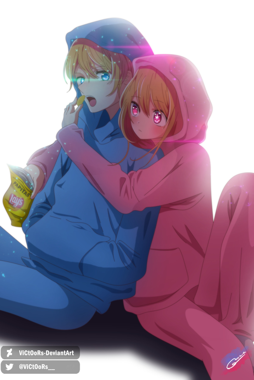 1boy 1girl absurdres blonde_hair blue_eyes brother_and_sister chips_(food) deviantart_username food highres hoshino_aquamarine hoshino_ruby lay's mismatched_pupils onesie oshi_no_ko pink_eyes potato_chips siblings signature star-shaped_pupils star_(symbol) star_in_eye symbol-shaped_pupils symbol_in_eye twins twitter_username victoors