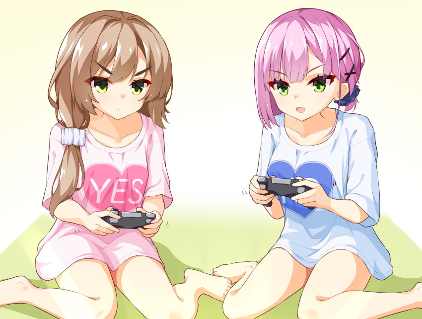 &gt;:( 2girls barefoot blue_shirt blunt_bangs bob_cut brown_hair collarbone commentary_request controller double-parted_bangs eyelashes eyes_visible_through_hair fang feet feet_out_of_frame game_controller gamepad green_eyes hair_between_eyes hair_ornament hair_scrunchie hands_up heart highres holding holding_controller holding_game_controller knees_out_of_frame legs long_hair mikuni_sairi multicolored_hair multiple_girls no open_mouth pink_hair pink_shirt playing_games scrunchie serious sesen2000 shirt short_sleeves side_ponytail simple_background sitting spiky_hair straight_hair tanikaze_amane tenshi_souzou thighs toes v-shaped_eyebrows wariza white_background white_scrunchie yes